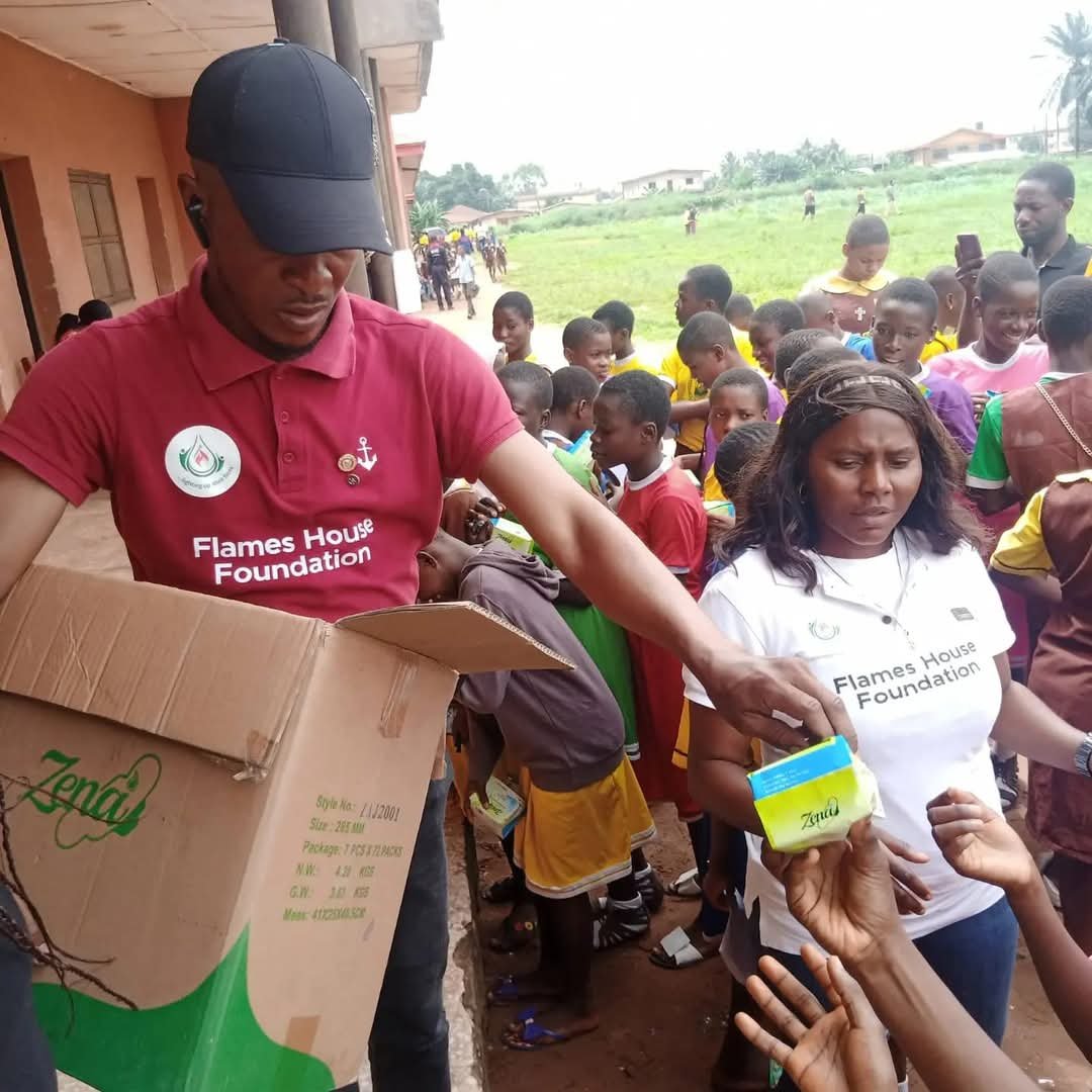 Samuel Esechie Word Outreach humanitarian distribution